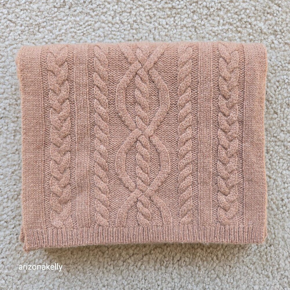 NWOT Caroline Grace Cashmere Tan Cable Knit Scarf